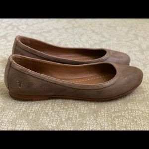 Frye Carson leather ballet flats